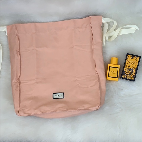 NWB Gucci Bloom and Gucci beauty drawstring bag - Picture 8 of 13